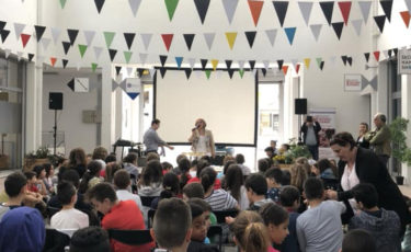 Επανεκκίνησις - Mia Ora