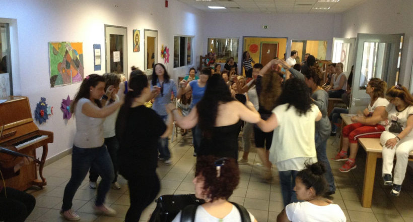 Δίκτυο Στήριξης Φυλακισμένων και Αποφυλακισμένων Γυναικών - Mia Ora